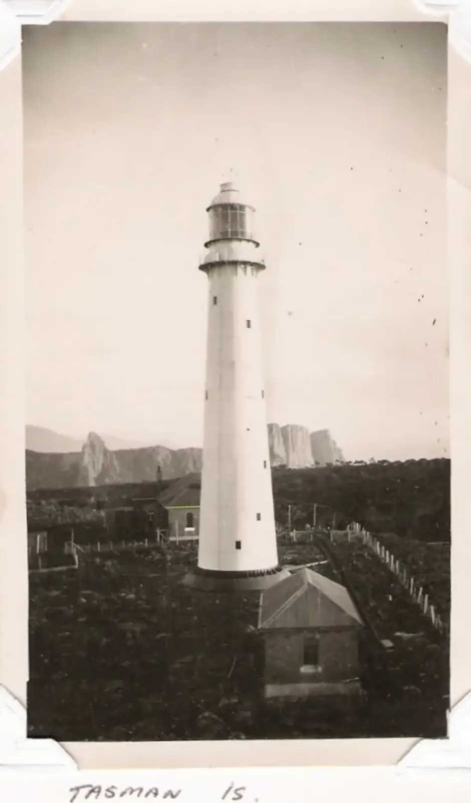 Tasman Island Lighthouse circa 1927 with the original Chance Brothers lantern room & 1st order lens