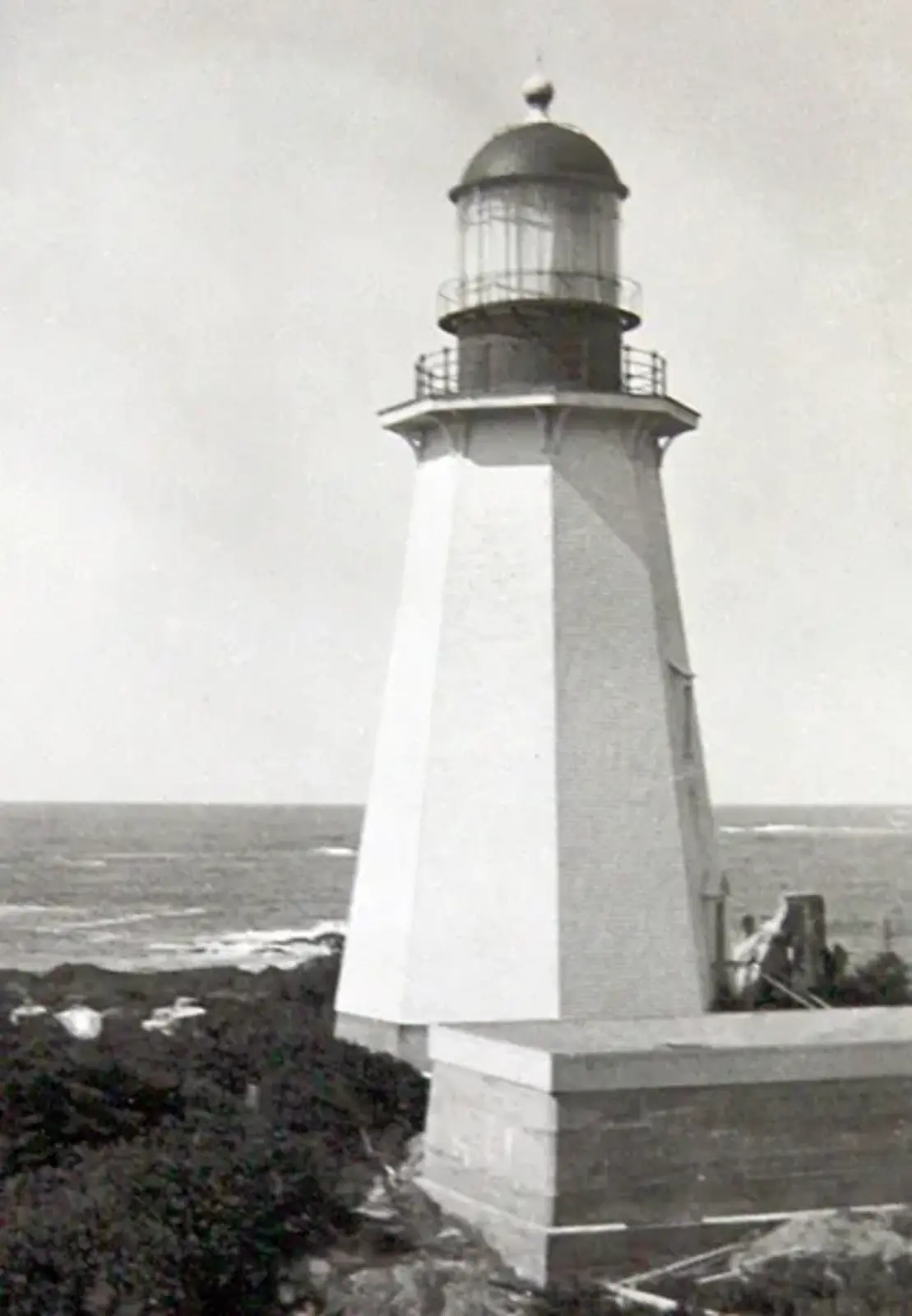 Original Lennard Island Lighthouse in 1934