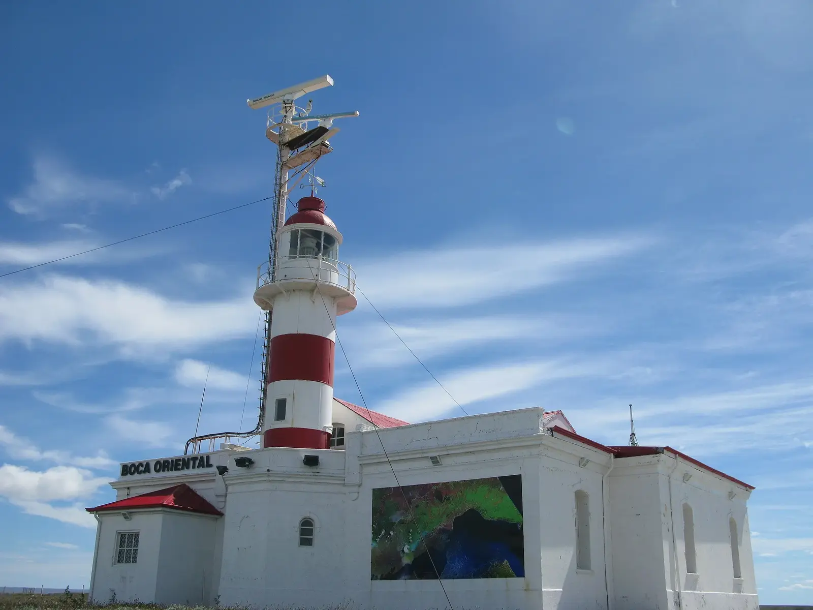 Le Phare Punta Delgada situé sur le détroit de Magellan (Chili), 2008