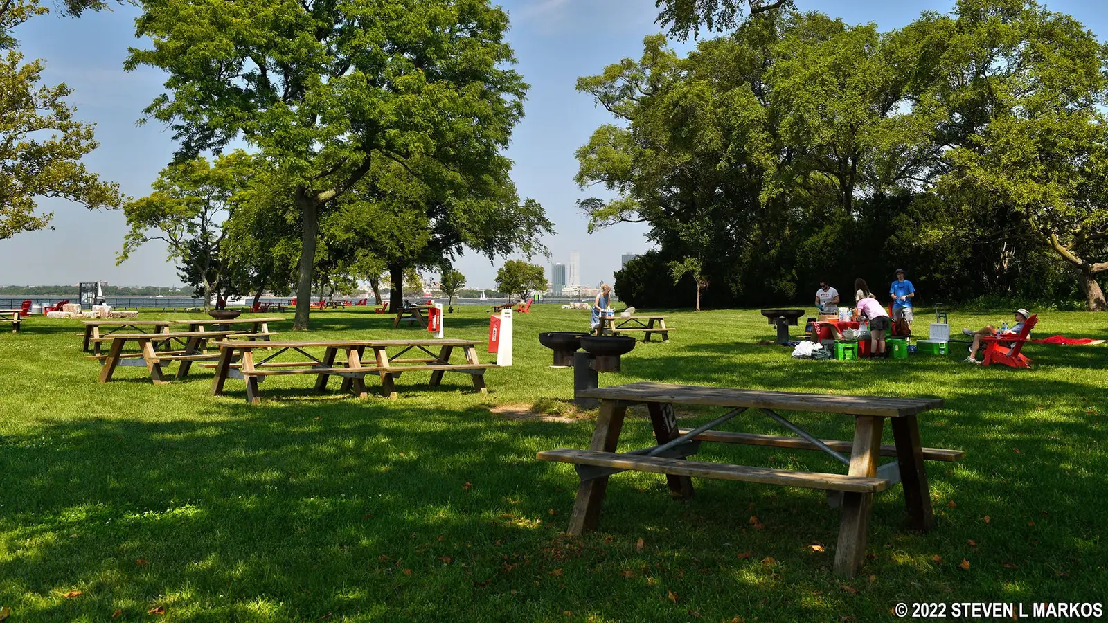 "Governors Island National Monument | PICNICKING"